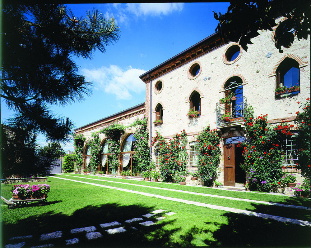 Locanda La Corte Dei Galli Carre Exterior foto